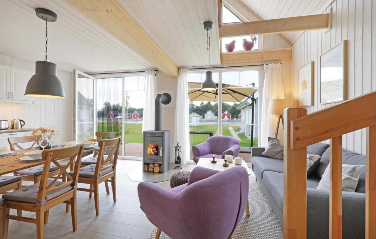 Awesome home in Zerpenschleuse with 2 Bedrooms&WiFi Exterior foto