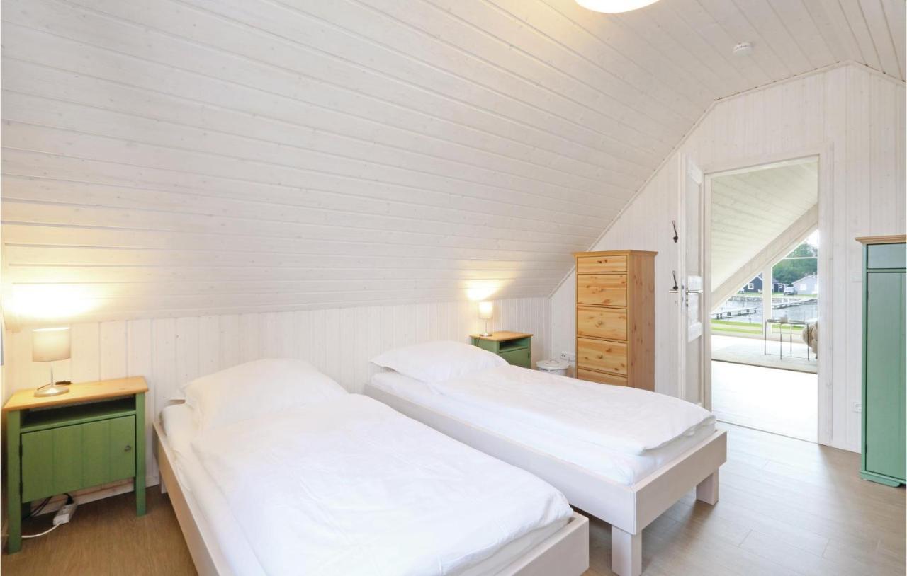 Awesome home in Zerpenschleuse with 2 Bedrooms&WiFi Exterior foto